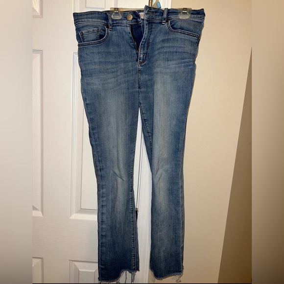 Loft Women’s Jeans - Picture 2 of 2